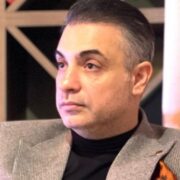 «Vaxtında anama qulaq assaydım, indi Xalq artisti idim»