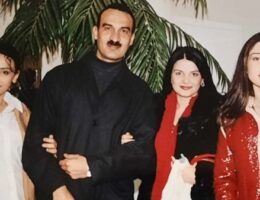 Röya, Natavan və Elnarənin arxiv — Fotosu