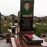Yalçın Rzazadənin məzar daşı hazırlandı