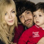 «Oğlum Ukraynadadır, baş verənlər kabusa bənzəyir» — Azərbaycanlı müğənni￼