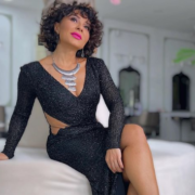 Tünzalə Ağayeva göbəyi açıq geyimdə ELƏ GÖRÜNTÜLƏRİNİ PAYLAŞDI Kİ… — VİDEO