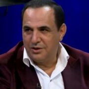 «Toyda mənə qonorar vermədilər, ev bağışladılar»