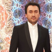 Azərbaycanlı meyxanaçı biznesə başladı: «Bir dəfəyə 4-5 ev tikirik» 