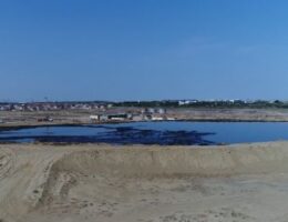 Zığ gölünün Xəzər dənizinə çıxışı bağlanıb — Ərazidə təhlükə yaradan kimdir? — VİDEO