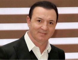 Vasif Məhərrəmlini polisə verirlər 