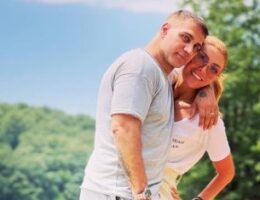 Xoşqədəm həyat yoldaşı Doğuş ilə — YENİ FOTO