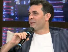 100 min manata yeni maşın aldığını dedi