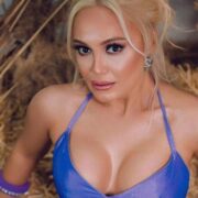 Nura Suri bulvardakı şirkətdən şikayət etdi — VİDEO