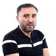 Tanınmış rejissora AĞIR İTKİ — FOTO