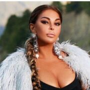 Aygün yerişi və görünüşüylə HEYRAN ETDİ -VİDEO