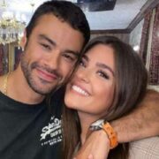 “Ərim həmişə yanımda olsun” — Van Dammın azərbaycanlı gəlini