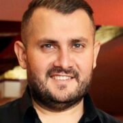 “TikTok sadəcə bir aynadır”