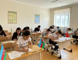 “Nar”ın dəstəyilə 10 abituriyent tələbə adını qazandı