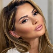 «Hər şeyin fərqindəyəm, məni ayağa qaldırmayın»