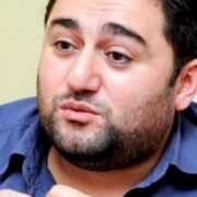 Müşfiq: “Dram tamaşasında oynadım, hamı ağladı“