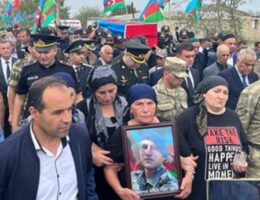 Ailənin tək Ümidi torpağa tapşırıldı — Foto