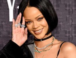 Ofisiantlara təmizliyə kömək etdi