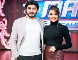 Bir-birini izləmədən çıxardılar