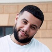 “Niyə həmişə hamı biz sənətçilərin üstünə düşür?!“ — Qınanan müğənni