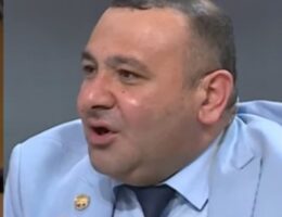 Namiq avtomobil qəzası keçirtdi — Video