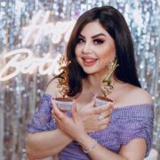 Həyatda 43, sənətdə 20 yaşı tamam olur