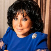 “Körpənə necə qıymaq olar?!”