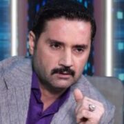 Aparıcılar İzzəti əsəbiləşdirir