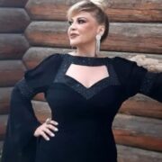 Yenə plastik əməliyyat etdirəcək