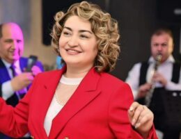 «Qınamasalar toya qaloş geyinərəm»