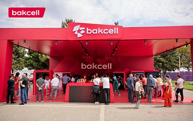 “Bakcell”in stendi Formula 1 azarkeşlərinin diqqət mərkəzində — Fotolar