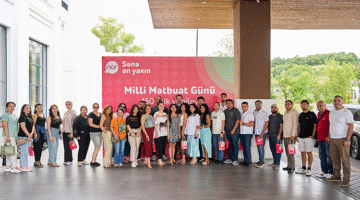 “Nar” milli mətbuatın 150 illiyini media nümayəndələri ilə qeyd edib — FOTOLAR