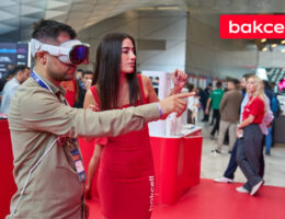 “Bakcell” “INMerge” Sammitində ən son innovasiyalarla çıxış edir