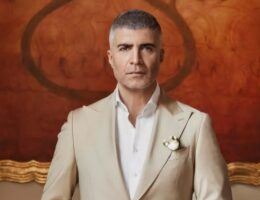 Özcan Dənizin 20 evi olduğunu iddia etdi