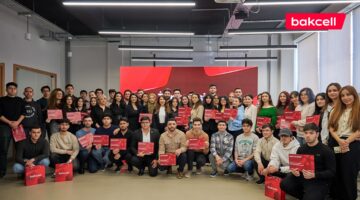“Bakcell” və “Peerstack Academy” “The Tech Builders” layihəsinə start verib