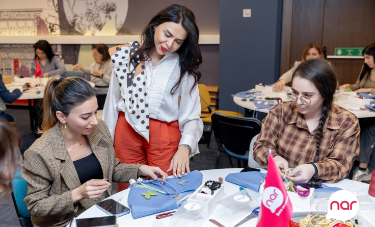 “Nar” 8 Mart münasibətilə xanım jurnalistləri təbrik etdi — Fotolar