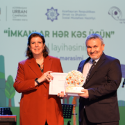 “Nar” “İmkanlar hər kəs üçün” layihəsinin bağlanış mərasimində iştirak etdi